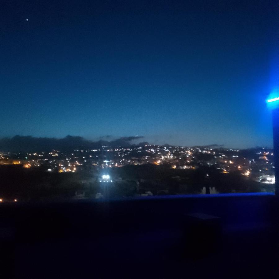 Dream House Hotel Jerash ジャラシュ エクステリア 写真